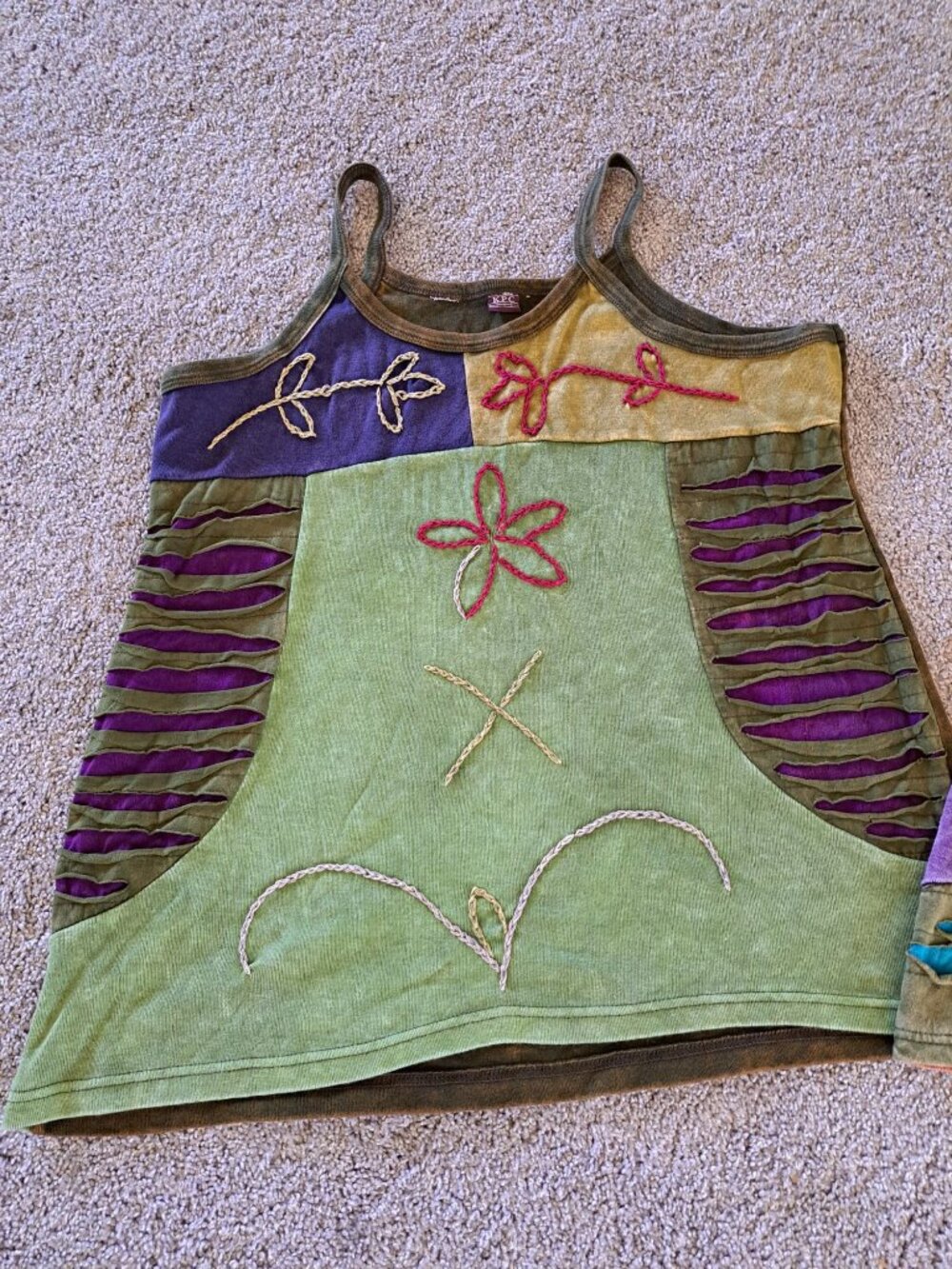 Vintage KPC Boho Gypsy Embroidered Boho Tank Tops Set Of 2 Womens L Festival - Picture 2 of 7